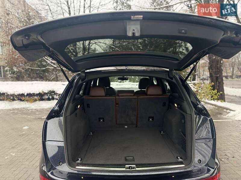 Внедорожник / Кроссовер Audi Q5 2016 в Львове