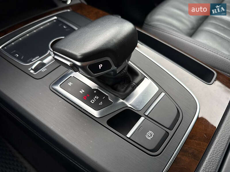 Внедорожник / Кроссовер Audi Q5 2017 в Коломые
