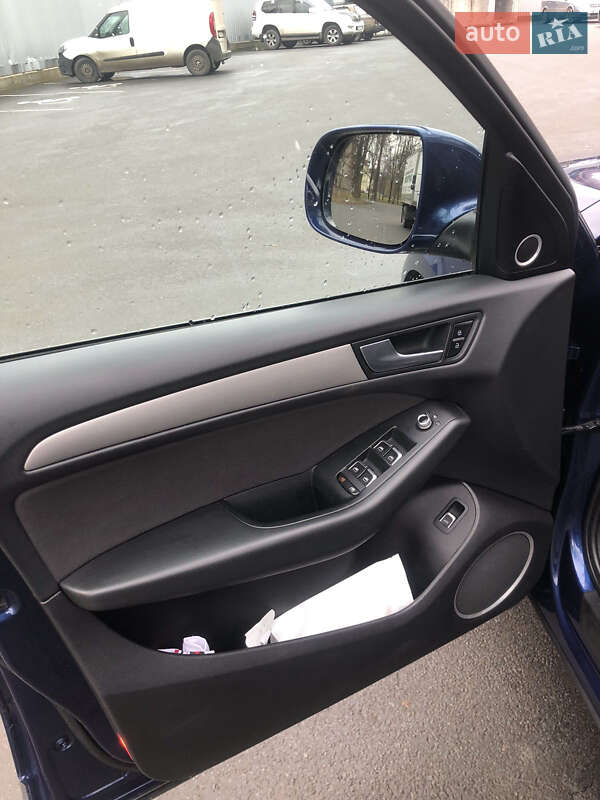 Позашляховик / Кросовер Audi Q5 2013 в Звягелі