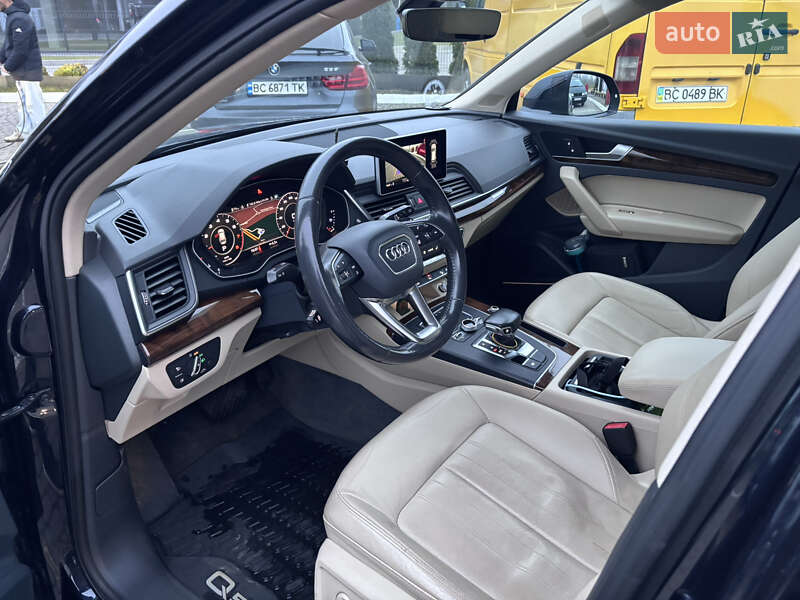 Позашляховик / Кросовер Audi Q5 2017 в Львові фото 14 Позашляховик / Кросовер Audi Q5 2017 в Львові