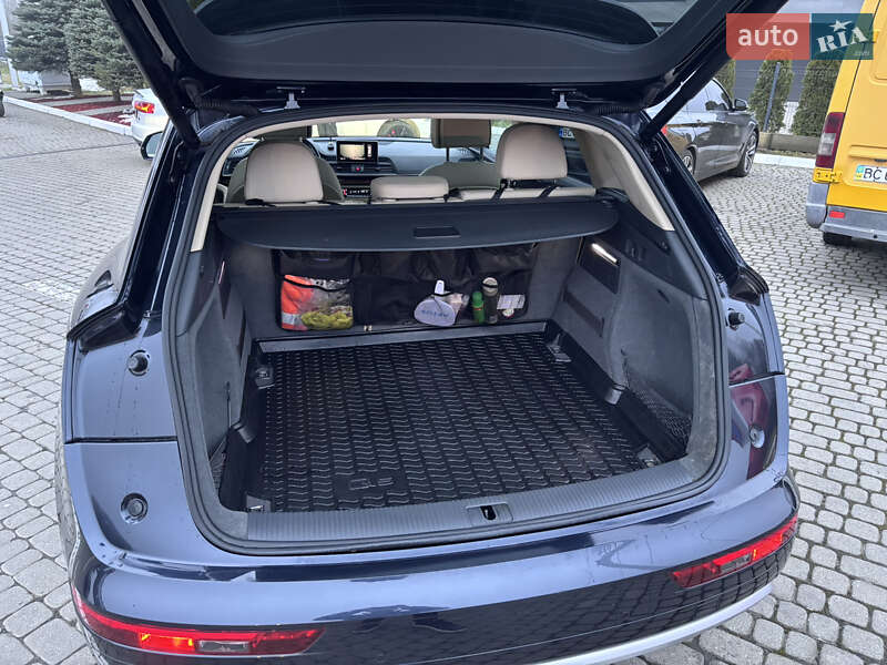 Позашляховик / Кросовер Audi Q5 2017 в Львові фото 26 Позашляховик / Кросовер Audi Q5 2017 в Львові