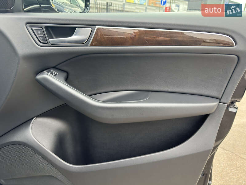 Позашляховик / Кросовер Audi Q5 2015 в Києві