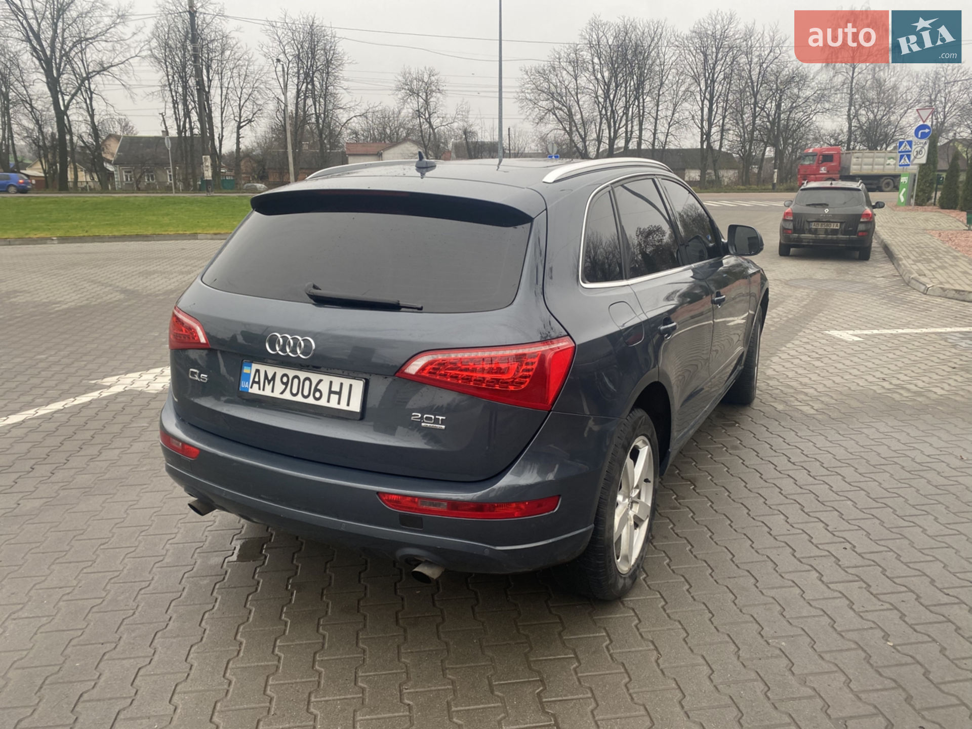 Audi Q5 2011 VIN WA1LFAFP9BA069315 фото оголошення 7 з 17