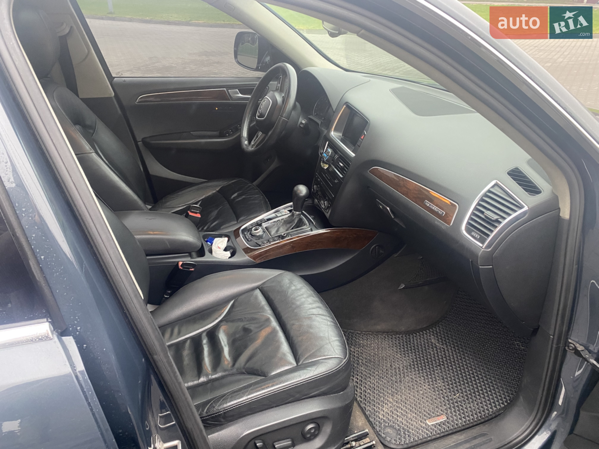 Audi Q5 2011 VIN WA1LFAFP9BA069315 фото оголошення 10 з 17