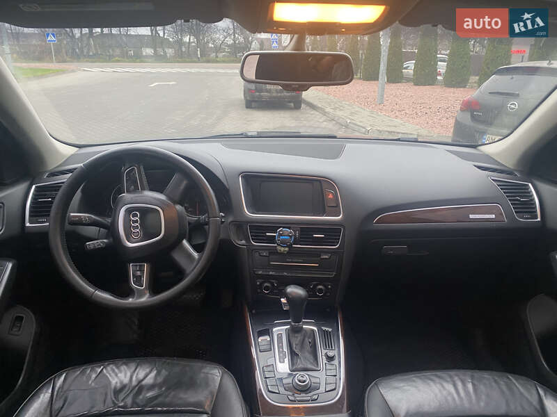 Внедорожник / Кроссовер Audi Q5 2011 в Житомире