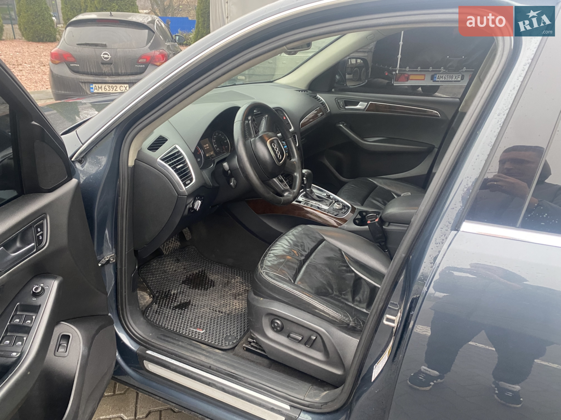 Audi Q5 2011 VIN WA1LFAFP9BA069315 фото оголошення 12 з 17