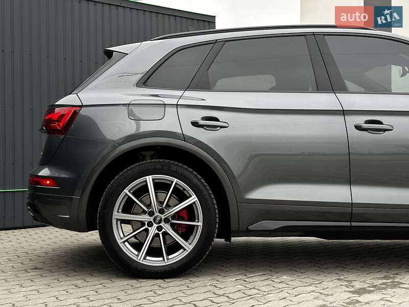 Внедорожник / Кроссовер Audi Q5 2024 в Львове