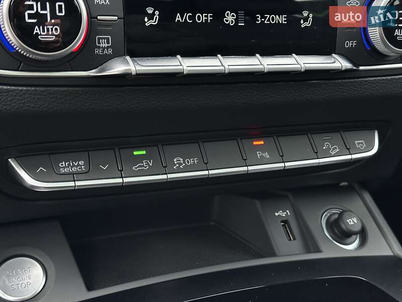 Внедорожник / Кроссовер Audi Q5 2024 в Львове