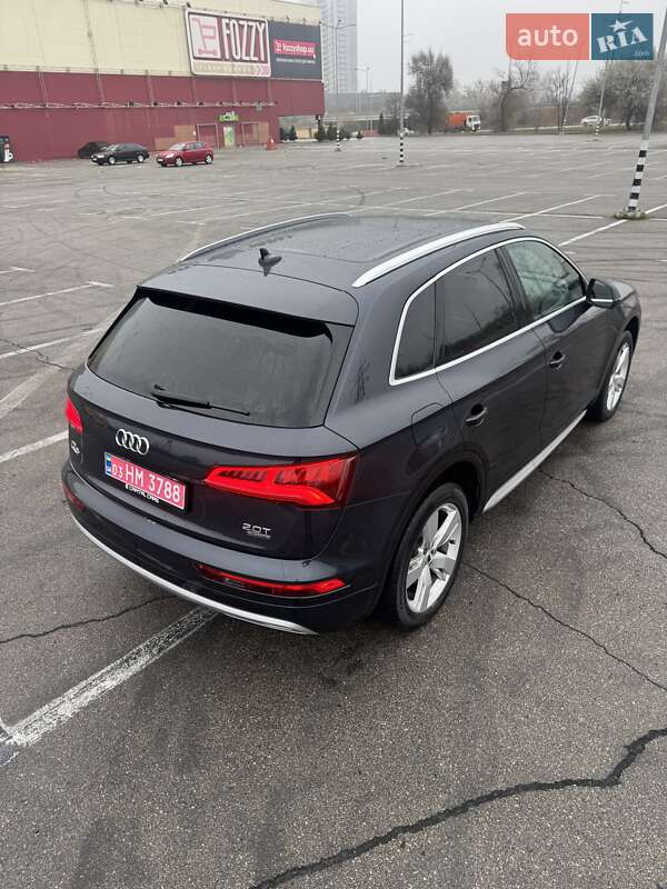 Внедорожник / Кроссовер Audi Q5 2019 в Киеве фото 11 Внедорожник / Кроссовер Audi Q5 2019 в Киеве