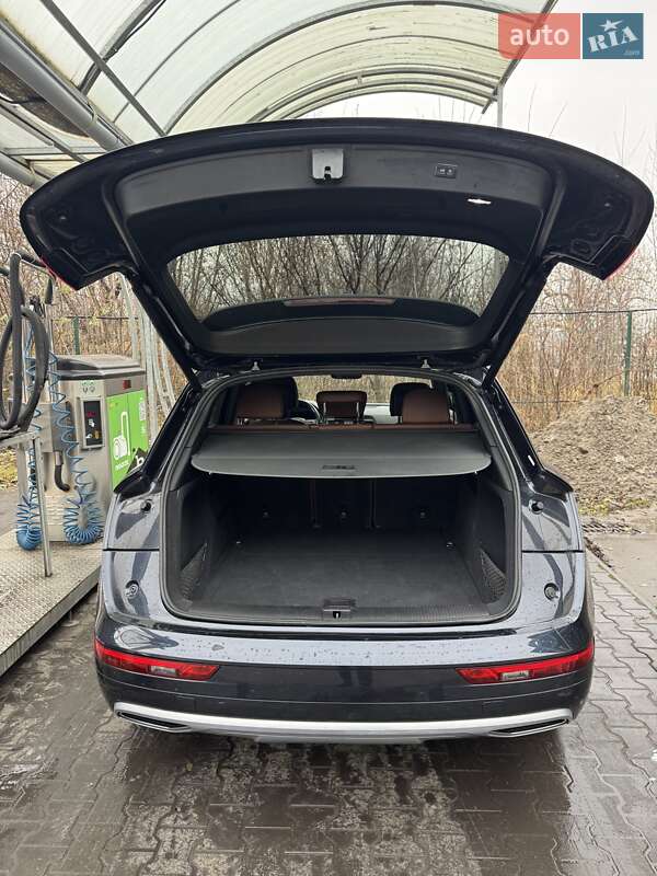 Внедорожник / Кроссовер Audi Q5 2019 в Киеве фото 33 Внедорожник / Кроссовер Audi Q5 2019 в Киеве