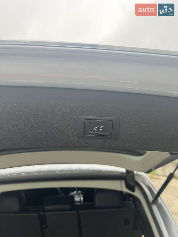 Внедорожник / Кроссовер Audi Q5 2015 в Киеве