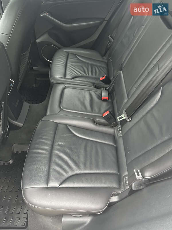 Внедорожник / Кроссовер Audi Q5 2015 в Киеве