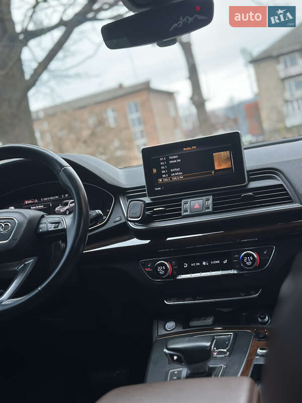 Внедорожник / Кроссовер Audi Q5 2018 в Шептицькому