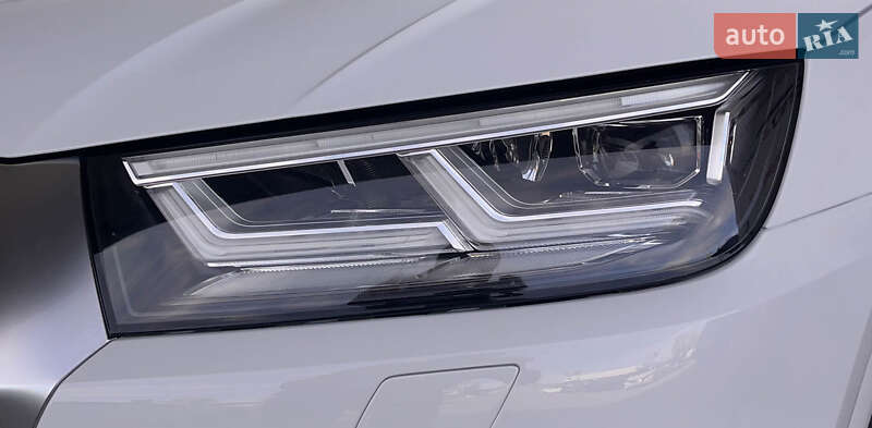 Внедорожник / Кроссовер Audi Q5 2017 в Львове