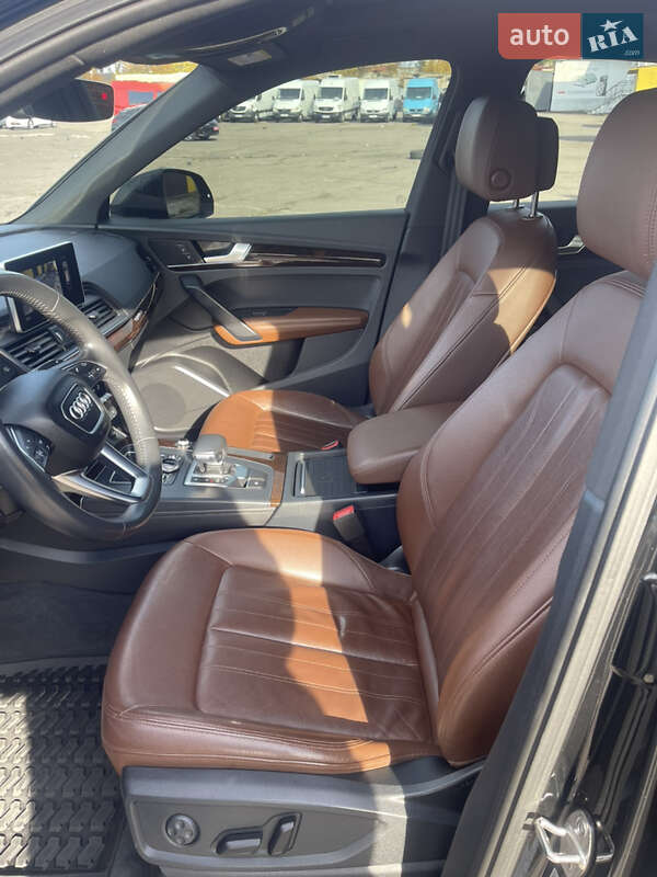 Внедорожник / Кроссовер Audi Q5 2019 в Ровно фото 29 Внедорожник / Кроссовер Audi Q5 2019 в Ровно