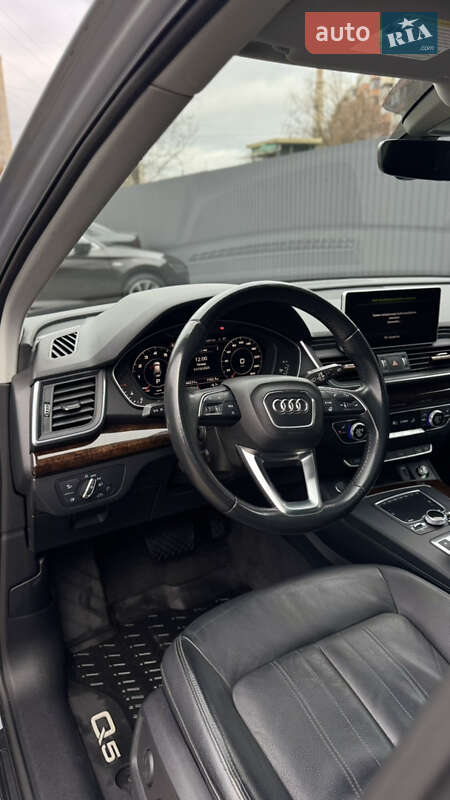 Внедорожник / Кроссовер Audi Q5 2018 в Киеве