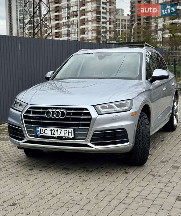 Внедорожник / Кроссовер Audi Q5 2018 в Киеве