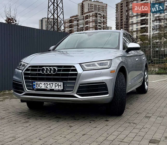 Внедорожник / Кроссовер Audi Q5 2018 в Киеве