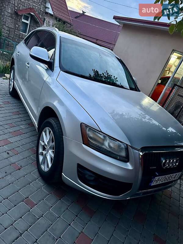 Внедорожник / Кроссовер Audi Q5 2011 в Одессе