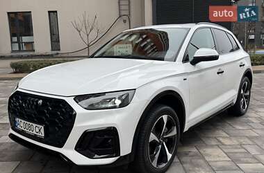 Внедорожник / Кроссовер Audi Q5 2022 в Киеве