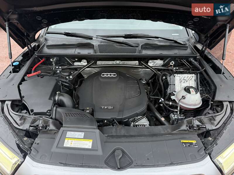 Внедорожник / Кроссовер Audi Q5 2018 в Луцке