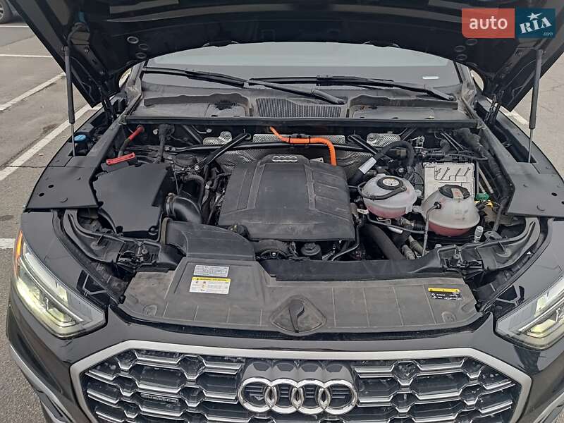 Внедорожник / Кроссовер Audi Q5 2020 в Киеве