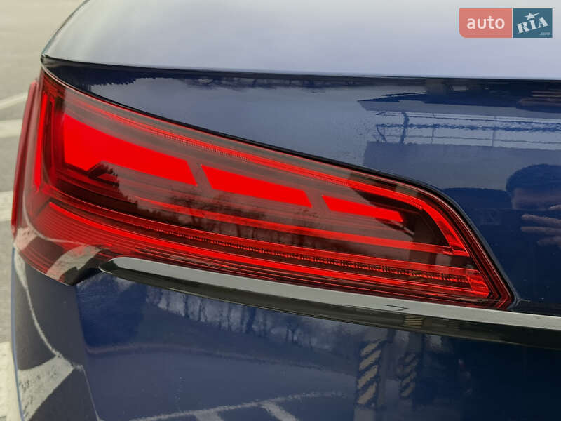 Позашляховик / Кросовер Audi Q5 2022 в Києві фото 15 Позашляховик / Кросовер Audi Q5 2022 в Києві
