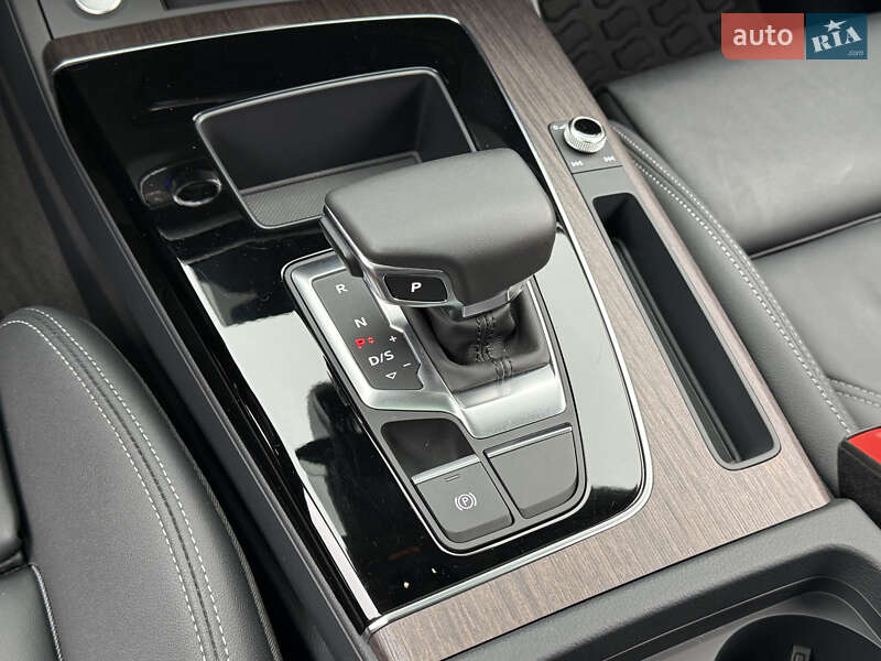 Внедорожник / Кроссовер Audi Q5 2024 в Коломые