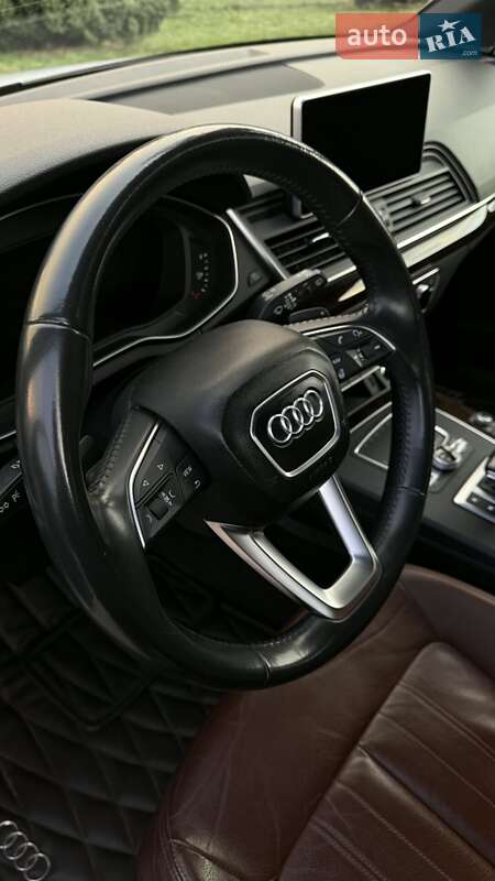 Позашляховик / Кросовер Audi Q5 2018 в Івано-Франківську