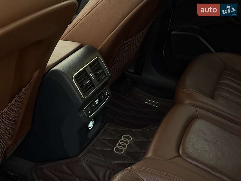 Позашляховик / Кросовер Audi Q5 2018 в Івано-Франківську