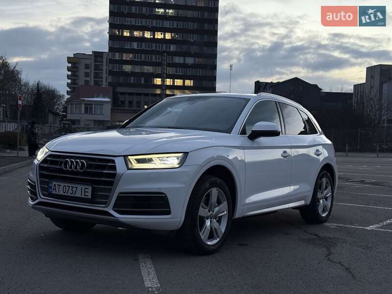 Позашляховик / Кросовер Audi Q5 2018 в Івано-Франківську