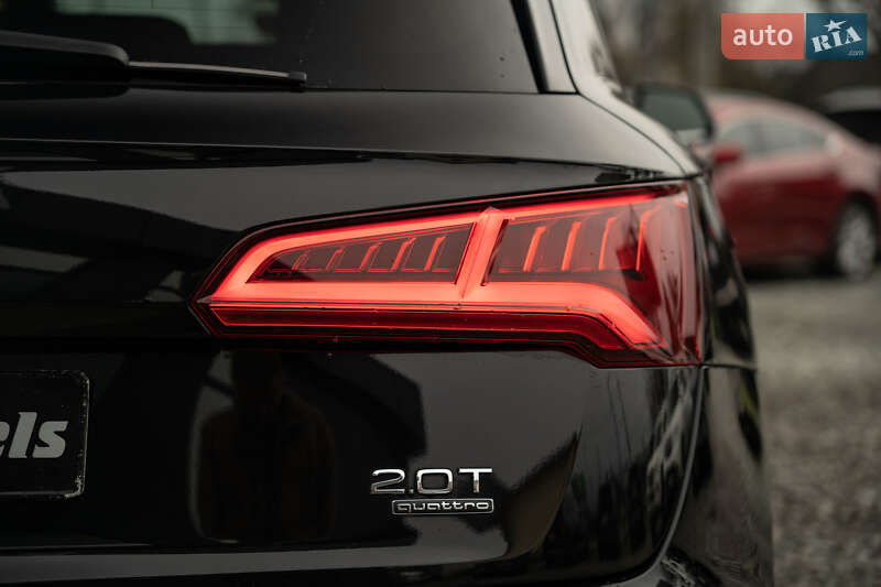 Внедорожник / Кроссовер Audi Q5 2018 в Черновцах