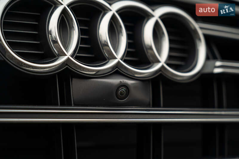 Внедорожник / Кроссовер Audi Q5 2018 в Черновцах