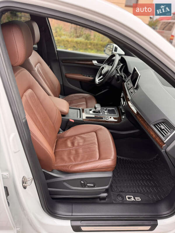 Внедорожник / Кроссовер Audi Q5 2019 в Золочеве фото 10 Внедорожник / Кроссовер Audi Q5 2019 в Золочеве