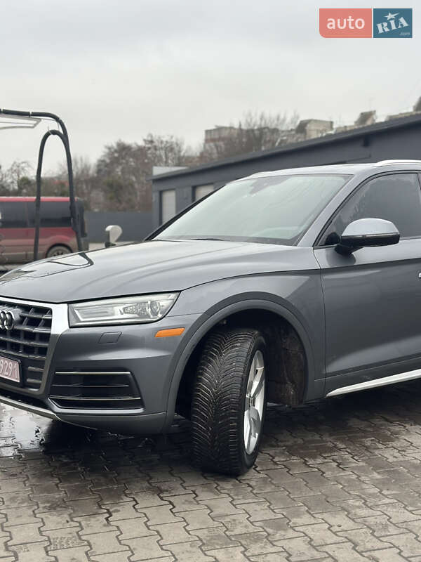 Внедорожник / Кроссовер Audi Q5 2018 в Шептицькому