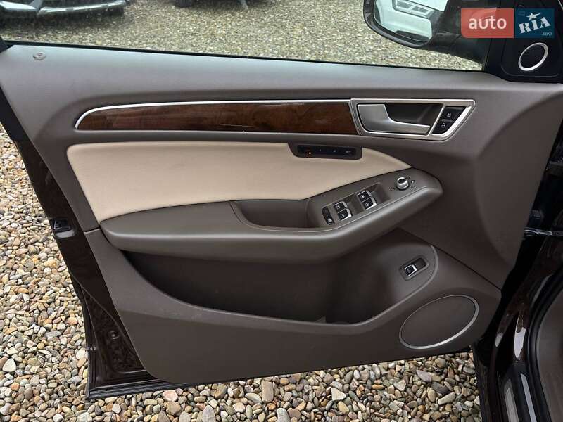 Внедорожник / Кроссовер Audi Q5 2015 в Стрые