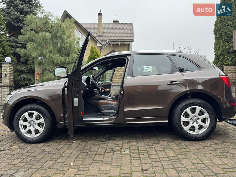Позашляховик / Кросовер Audi Q5 2011 в Білій Церкві