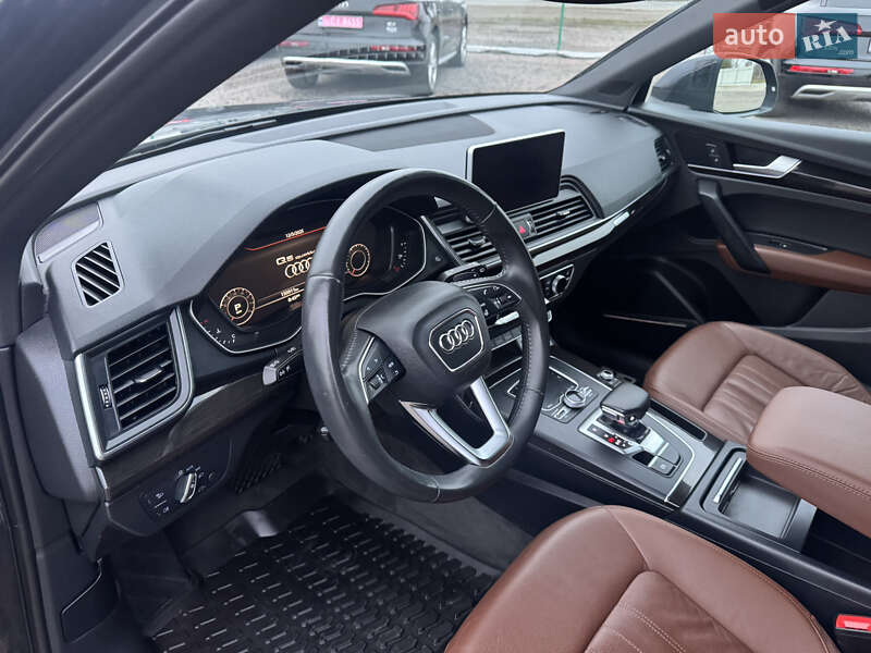 Позашляховик / Кросовер Audi Q5 2018 в Луцьку