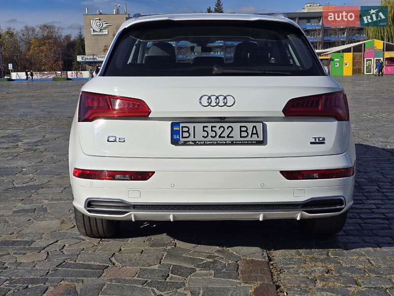 Внедорожник / Кроссовер Audi Q5 2017 в Кременчуге