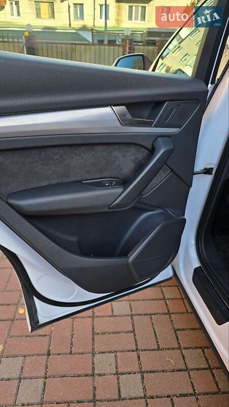 Внедорожник / Кроссовер Audi Q5 2017 в Кременчуге фото 14 Внедорожник / Кроссовер Audi Q5 2017 в Кременчуге