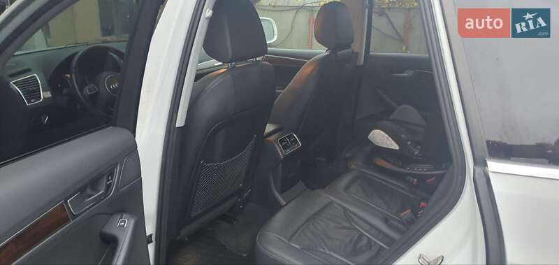 Внедорожник / Кроссовер Audi Q5 2015 в Карловке