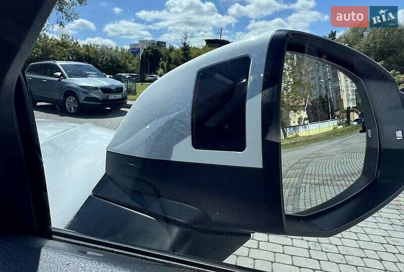 Внедорожник / Кроссовер Audi Q5 2019 в Львове фото 12 Внедорожник / Кроссовер Audi Q5 2019 в Львове
