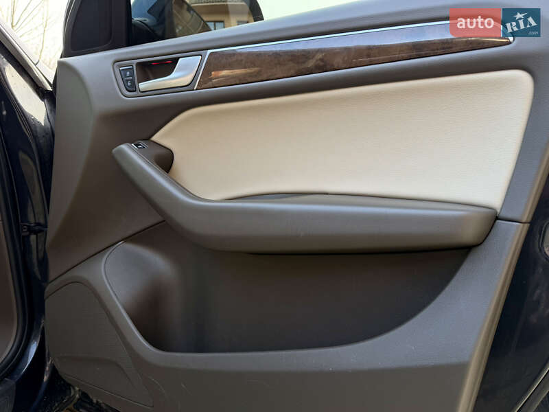 Внедорожник / Кроссовер Audi Q5 2016 в Ужгороде