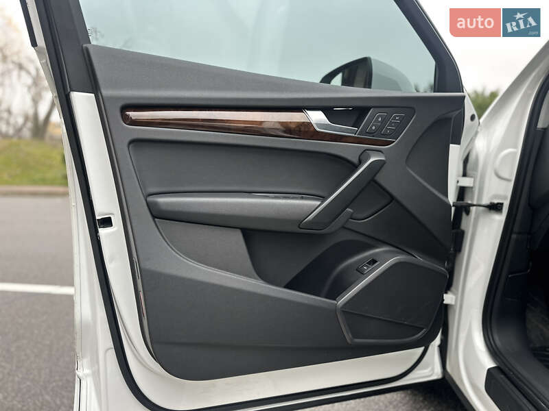 Внедорожник / Кроссовер Audi Q5 2018 в Киеве фото 9 Внедорожник / Кроссовер Audi Q5 2018 в Киеве
