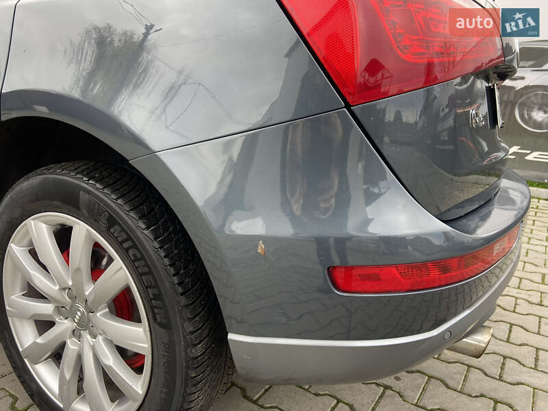 Внедорожник / Кроссовер Audi Q5 2009 в Новоселице