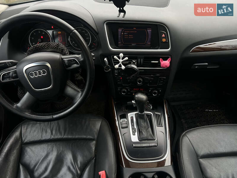 Внедорожник / Кроссовер Audi Q5 2011 в Томашполе фото 5 Внедорожник / Кроссовер Audi Q5 2011 в Томашполе