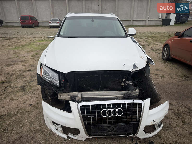 Позашляховик / Кросовер Audi Q5 2011 в Кропивницькому