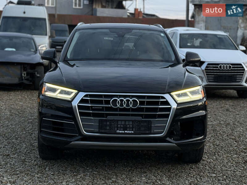 Позашляховик / Кросовер Audi Q5 2018 в Стрию
