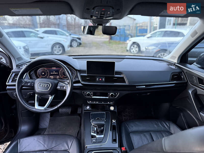Позашляховик / Кросовер Audi Q5 2018 в Стрию
