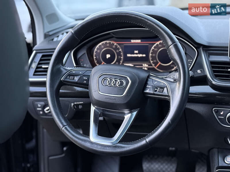 Позашляховик / Кросовер Audi Q5 2018 в Стрию